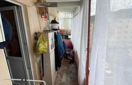 Apartament decomandat, 68 mp, parcare, balcon 6 mp, Codlea 