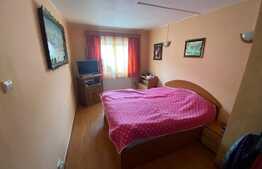 Apartament decomandat, 68 mp, parcare, balcon 6 mp, Codlea 