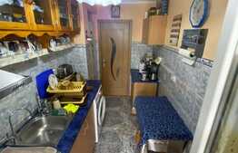 Apartament decomandat, 68 mp, parcare, balcon 6 mp, Codlea 