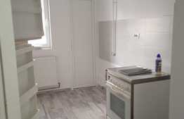 Apartament 4 camere, recent renovat, Centru Civic