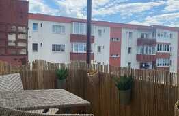 Apartament 2 camere decomandate, balcon, zona străzii Nicolae Pascaly