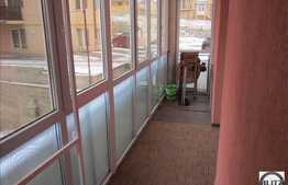 Apartament 3 camere, decomandat, 85 mp utili, cu garaj inclus, zona Alverna