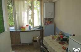 3 camere, 58 mp, etaj intermediar, zona strazii Hateg!