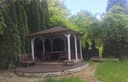 Exclusiv prin Blitz! Casa spatioasa de vanzare, 300 mp, pod mansardabil, panorama si piscina!