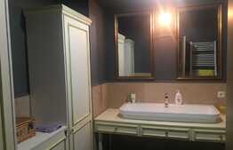 Exclusiv prin Blitz! Casa spatioasa de vanzare, 300 mp, pod mansardabil, panorama si piscina!