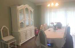 Exclusiv prin Blitz! Casa spatioasa de vanzare, 300 mp, pod mansardabil, panorama si piscina!