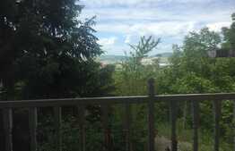 Exclusiv prin Blitz! Casa spatioasa de vanzare, 300 mp, pod mansardabil, panorama si piscina!