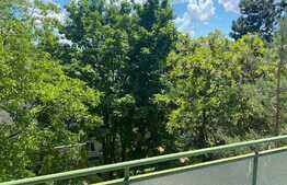 Apartament cu 3 camere, în zona străzii Petuniei cu parcare inclusă