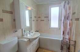 Casa insiruita, 80 mp, teren de 112 mp, zona strazii Eroilor!