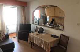 Apartament 3 camere, decomandat, zona Astra