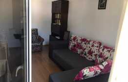 Apartament 3 camere, decomandat, zona Astra