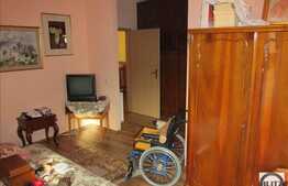 3 camere, 121 mp, 2 terase, garaj, etaj intermediar, zona strazii Alverna