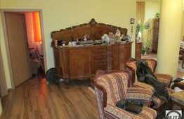 3 camere, 121 mp, 2 terase, garaj, etaj intermediar, zona strazii Alverna