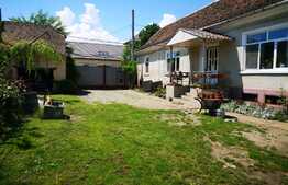 Casa saseasca in Halchiu, teren 3500mp