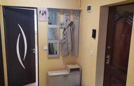 Apartament cu scara interioară, 4 camere, parcare subterană, zona Plopilor