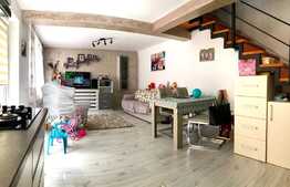 Casa tip duplex. 3 camere, Brasov, zona Triaj
