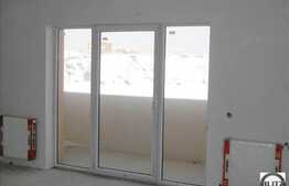 Vanzare apartament 1 camera, 36 mp plus balcon, semifinisat, zona Polus Center