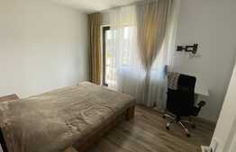 Apartament 3 camere, 2 bai, 2 parcari,boxa,zona Subcetate