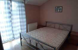 Apartament, 3 camere, 65 mp, zona Sub Cetate, loc de parcare 