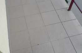 Apartament, 3 camere, 65 mp, zona Sub Cetate, loc de parcare 