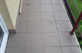 Apartament, 3 camere, 65 mp, zona Sub Cetate, loc de parcare 