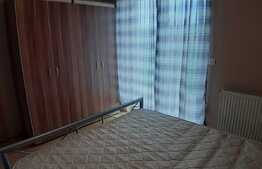 Apartament, 3 camere, 65 mp, zona Sub Cetate, loc de parcare 