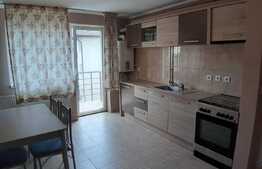 Apartament, 3 camere, 65 mp, zona Sub Cetate, loc de parcare 