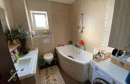 Apartament 3 camere, 70 mp, cu terasa de 85 mp, Sanpetru