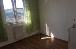 Garsoniera 12 mp, in Gruia, fix langa stadion!