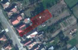 Teren de 823 mp, Stupini