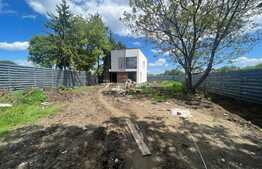 Casa individuala 166 mp locuibili, teren 823mp,  Stupini