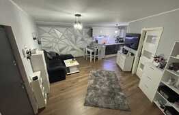 Apartament spatios, 2 camere, etaj intermediar!!!