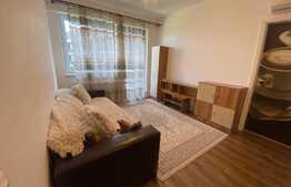Apartament de 3 camere, 60 mp , A.C, balcon, parcare, zona strazii Rasaritului