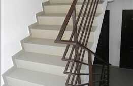 Apartament de vanzare cu 2 camere, 50 mp, semifinisat in Floresti! Pret bun!