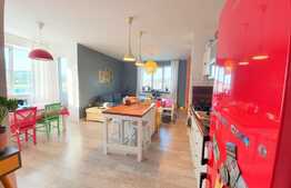 Apartament modern 3 camere, etaj intermediar, parcare, la 2 minute de Vivo!