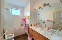 Apartament modern 3 camere, etaj intermediar, parcare, la 2 minute de Vivo!