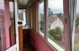 Apartament 3 camere, 60 mp, zona Tractorul 