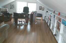 Casa in Bontida, compusa din 4 corpuri de cladire cu suprafata totala 330 mp, teren 1400