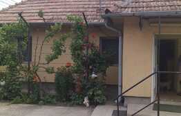 Casa in Bontida, compusa din 4 corpuri de cladire cu suprafata totala 330 mp, teren 1400