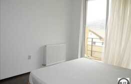 2 camere de vanzare + loc de parcare, zona Florilor