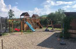 Apartament 2 camere, decomandate, pozitionat intr-un imobil tip vila 