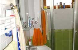 Apartament de vanzare cu 3 camere, 80 mp utili , cu loc de parcare!