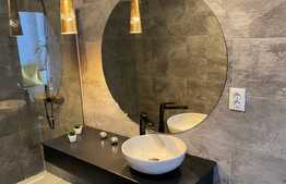 Apartament de lux,modern,2 camere, intermediar,zona Porii