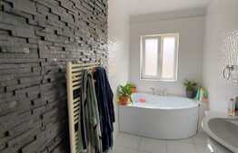 3 camere, modern/lux, la cheie, 79 mp., zona Stejarului 