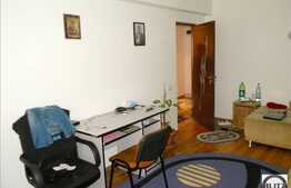 Vanzare 2 camere, 60 mp, dispune de boxa la subsol