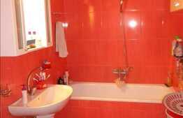 Vanzare 2 camere, 60 mp, dispune de boxa la subsol