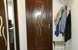 Vanzare 2 camere, 60 mp, dispune de boxa la subsol