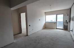 Apartament cu 2 camere, Zona Petrom, orientare sudica