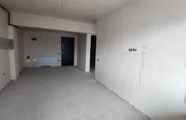 Apartament cu 2 camere, Zona Petrom, orientare sudica