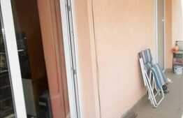 Vanzare 2 camere in zona accesibila, etaj intermediar